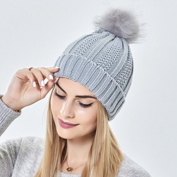 Women’s Satin-Lined Winter Beanie with Pom Pom